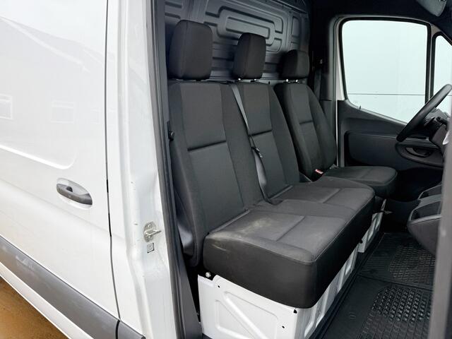 Mercedes-Benz eSprinter eSprinter 312 L2H2 100% Elektrisch 55kWh 168km WLTP 80kw Snelladen Climate Control Camera Stoelverwarming Laadkabel