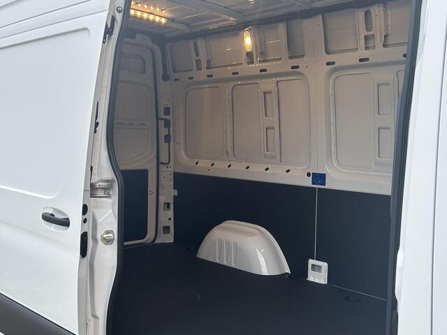 Mercedes-Benz eSprinter 320 L2 Select 81kWh | Cruise Control | Stoelverwarming | Navi