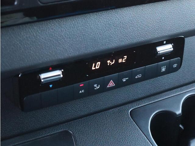 Mercedes-Benz eSprinter 320 L2 Pro 81kWh TREKHAAK BEGRENZER 120KM/H