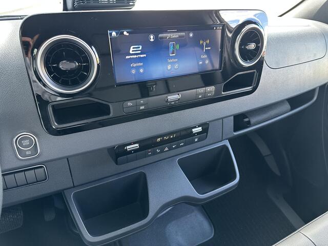 Mercedes-Benz eSprinter 81kWh Geisoleerde Bakwagen 4250kg GVW 212km Actieradius