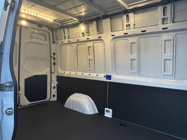 Mercedes-Benz eSprinter 320 L2 Pro 81kWh | Automaat | Cruise Control | Stoelverwarming | Navigatie | Airco