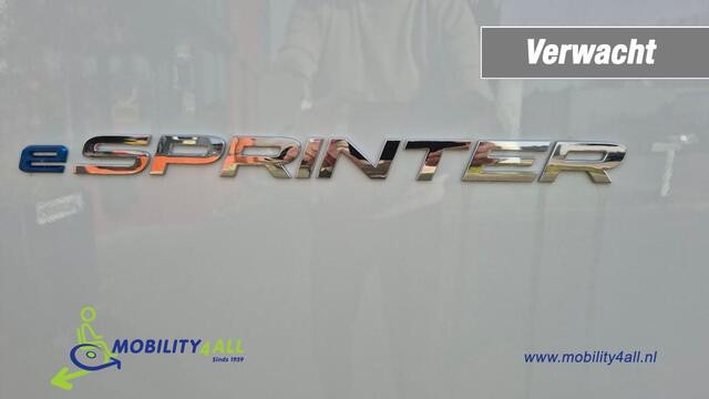 Mercedes-Benz eSprinter 4150kg versie / B-Rijbewijs / 115kw Laden / ROLSTOELBUS /