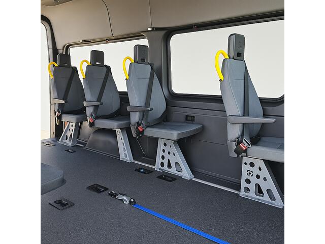 Mercedes-Benz eSprinter 4150kg versie / B-Rijbewijs / 115kw Laden / ROLSTOELBUS /