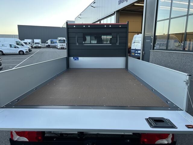 Mercedes-Benz eSprinter 320 L2 Select 81kWh / Snel laden 115kw / Open laadbak / Trekhaak / Distronic / MBUX / Smartphone-intergratie / Camera