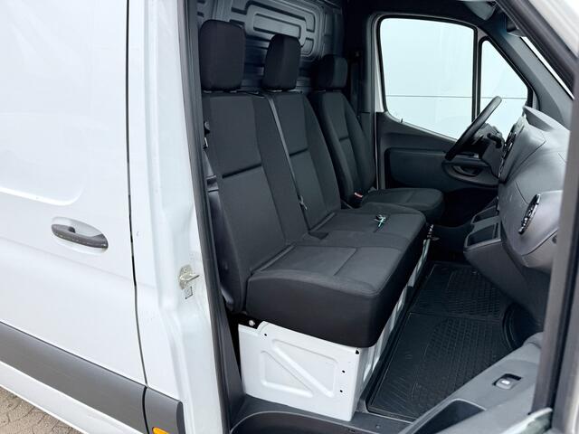 Mercedes-Benz eSprinter 312 55kWh L2H2 Elektrisch 168km WLTP 93.4% (SOH) 80kw Snelladen Climate Control Camera Stoelverwarming