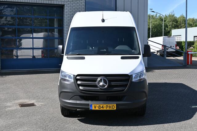 Mercedes-Benz eSprinter 314 L2H2 Pro 81kWh Snellader, Geveerde stoel, Winterpakket, Etc.