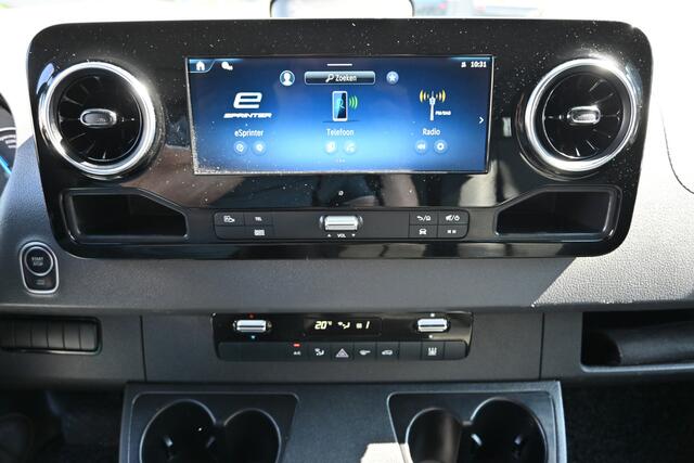Mercedes-Benz eSprinter 314 L2H2 Pro 81kWh Snellader, Geveerde stoel, Winterpakket, Etc.