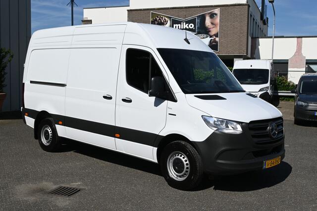 Mercedes-Benz eSprinter 314 L2H2 Pro 81kWh Snellader, Geveerde stoel, Winterpakket, Etc.