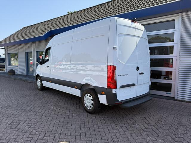 Mercedes-Benz eSprinter L2H2 47 kWh