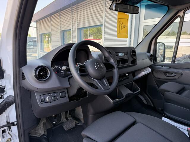 Mercedes-Benz eSprinter L2H2 47 kWh