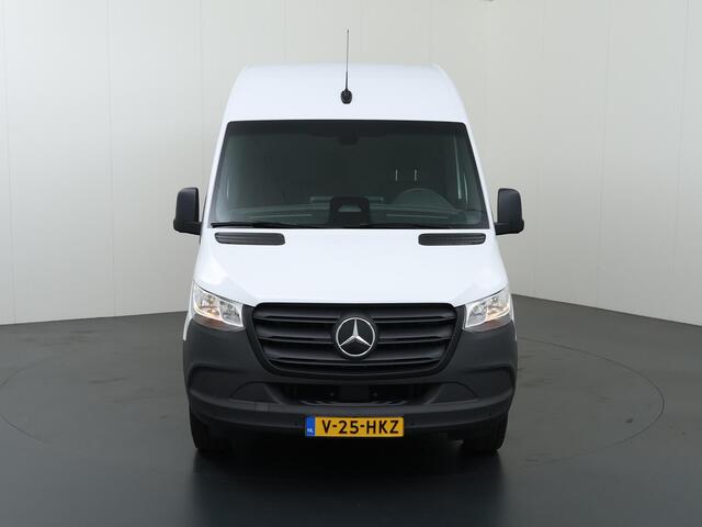 Mercedes-Benz eSprinter 314 | 81 Kwh | L2 H2 | RWD | PRO | 312 KM RANGE | Apple Carplay/Android Auto | Betimmering laadruimte | 3 zits | Trekhaak | Stoelverwarming | Achteruitrijcamera | Certified