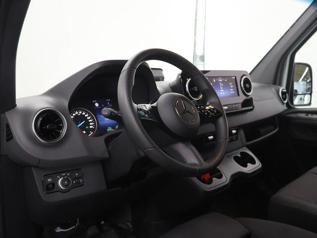 Mercedes-Benz eSprinter 320 L2 PRO | L2 H2 | 81 kWh | SNELLADEN 115 kWh | ACHTERUITRIJCAMERA | STOELVERWARMING | AIRCO | SMARTPHONE INTEGRATIE PAKKET | 3-ZITS | CRUISE CONTROL | W73 OPSTAP ACHTERDEUREN | CERTIFIED