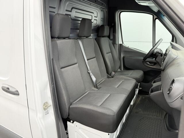 Mercedes-Benz eSprinter eSprinter 312 55kWh L2H2 Elektrisch 145km WLTP 93.3% (SOH) 80kw Snelladen Climate Control Camera