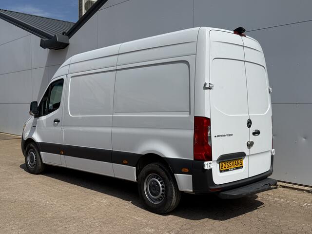 Mercedes-Benz eSprinter 312 55kWh L2H2 Elektrisch 145km WLTP 95% (SOH) 80kw Snelladen Climate Control Camera