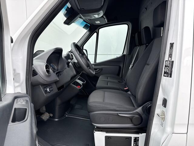 Mercedes-Benz eSprinter 314 Pro 81kWh Nieuw model! 313km WLTP 2000kg Trekvermogen L2 115kw Snelladen Adaptieve Cruise Widescreen Camera
