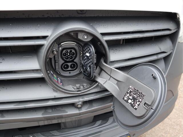 Mercedes-Benz eSprinter 320 81kWh L3 Open Laadbak 430 cm - Select - MBUX - Camera