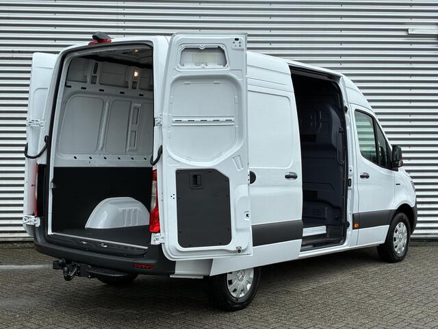 Mercedes-Benz eSprinter 320 L2 Pro-Edition 81kWh | 204pk | Wltp 313km | Navigatie | Trekhaak etc