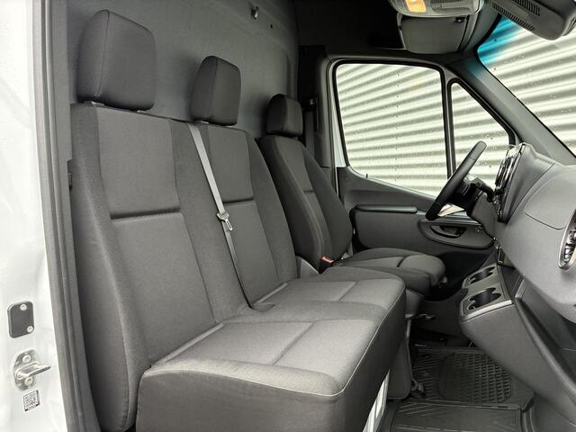 Mercedes-Benz eSprinter 320 L2 Pro-Edition 81kWh | 204pk | Wltp 313km | Navigatie | Trekhaak etc