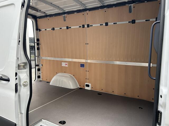 Mercedes-Benz eSprinter 320 L2 H2 Select 81kWh / Snel laden 115Kw / LED / Distronic / Carplay / Navigatie / Camera / LMV / 270 Graden achterdeuren