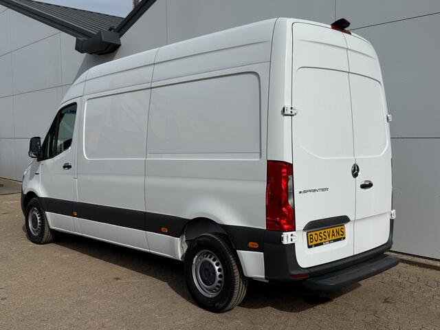 Mercedes-Benz eSprinter 312 55kWh L2H2 Elektrisch 168 km WLTP 97,1% (SOH) 80kW Snelladen Climate Control Camera Stoelverwarming Laadkabel
