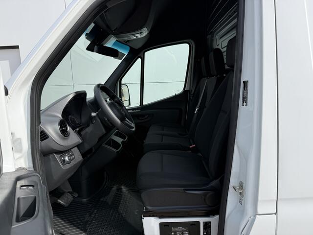 Mercedes-Benz eSprinter 312 55kWh L2H2 Elektrisch 168 km WLTP 97,1% (SOH) 80kW Snelladen Climate Control Camera Stoelverwarming Laadkabel