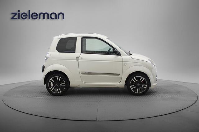 Microcar M.GO dCi Dynamic - 2016 - 18.982 Km