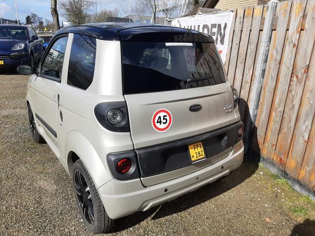 Microcar M.GO Premium airco en stuurbekracht M.GO Premium DCI