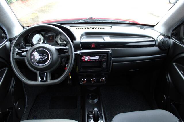 Microcar M.GO Premium met slechts 15.401 km !