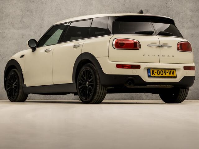 Mini CLUBMAN Mini 1.5 One Pepper Business Sport Automaat (NAVIGATIE, CLIMATE, STOELVERWARMING, GETINT GLAS, SPORTSTOELEN, CRUISE, PARKEERSENSOREN, NIEUWSTAAT)