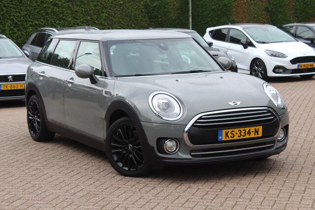 Mini CLUBMAN Mini 1.5 One Salt Business / Navigatie / Parkeerhulp achter / 16'' / LED Koplampen / Cruise Control