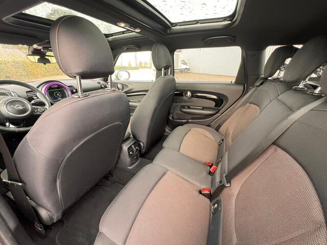 Mini CLUBMAN Mini 1.5 One Salt Business Editie | SCHUIF/KANTELDAK | NAVI | PDC | CLIMATE CONTROL | LMV 17'' | STOELVERWARMING | KEYLESS | BLUETOOTH