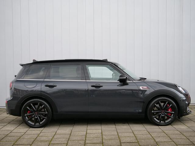 Mini CLUBMAN Mini 2.0 JCW 306pk ALL4 Chili Automaat Schuifdak / Harman/Kardon / Leder / Headup display