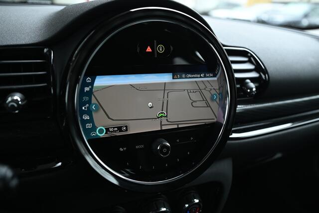 Mini CLUBMAN One Classic / Comfortstoelen / LED / PDC / Cruise Control / Navigatie / Apple CarPlay / 17" LMV