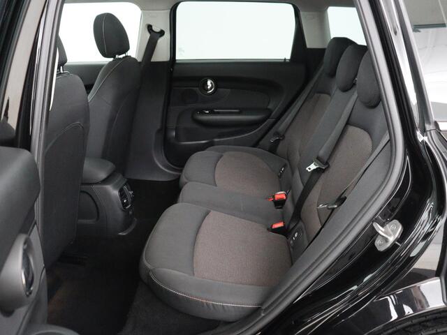 Mini CLUBMAN 1.5 One Salt Business | Panoramadak | Navigatie | Climate control | Bluetooth | Cruise control | Parkeerhulp | Verwarmde voorruit