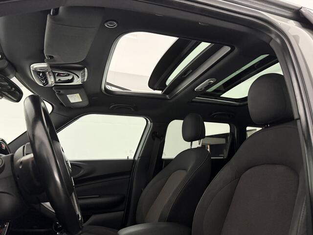 Mini CLUBMAN 1.5 One | Pano | Clima | Cruise | Carplay | Navi | Parkeersens. | Stoelverw. | NAP