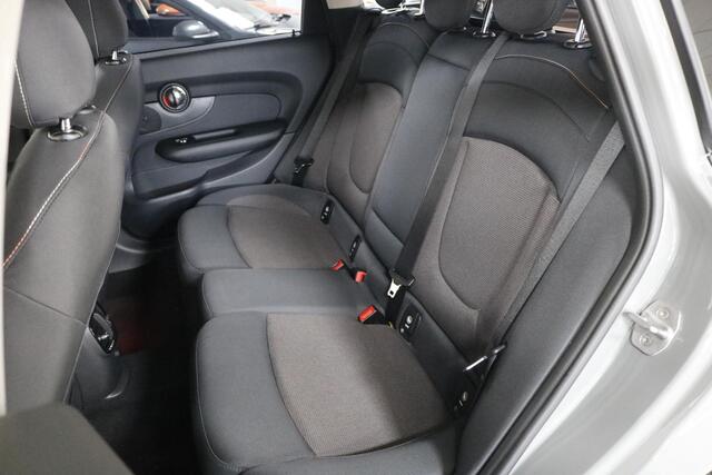 Mini CLUBMAN Mini 1.5 One Salt Business Editie All-Seasons | Climate | Bluetooth | Park. sensor.