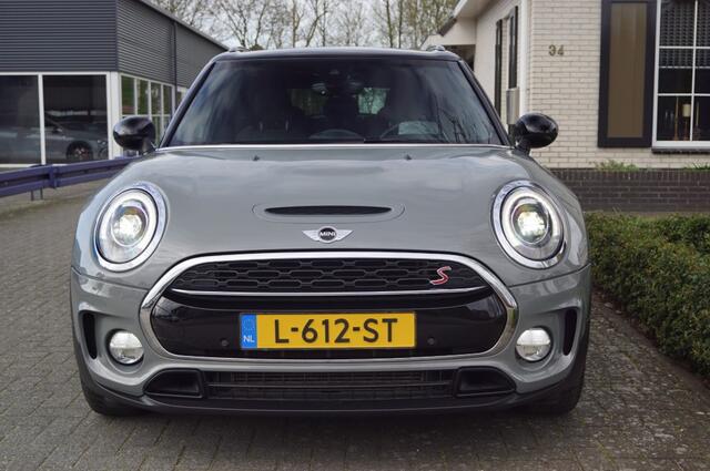 Mini CLUBMAN 2.0 Cooper S Pepper (192pk) HUD/18inch/Keyless/LED/ACC/Sfeerverlichting