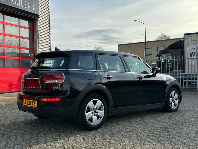 Mini CLUBMAN ONE APK 24-03-2027 APK 24-03-2027 Apple Carplay