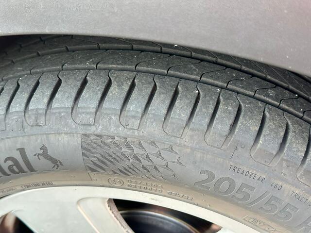 Mini CLUBMAN ONE APK 24-03-2027 APK 24-03-2027 Apple Carplay