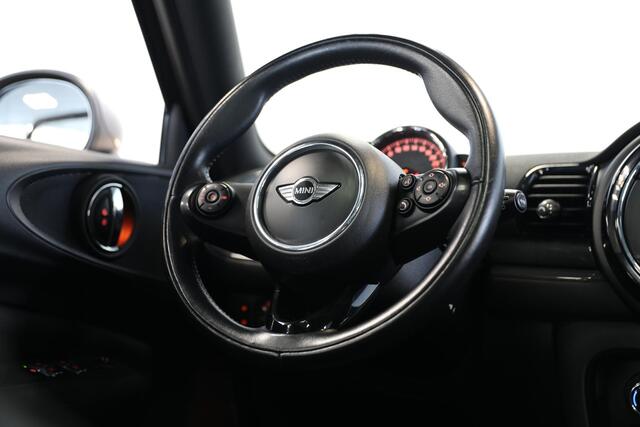 Mini CLUBMAN Mini 1.5 One Chili Serious Business | Schuif- kanteldak | Leer | Cruise | Navi