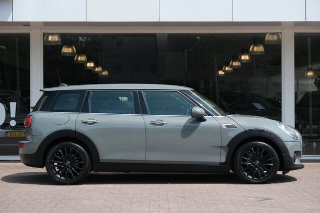 Mini CLUBMAN 1.5 102pk One | Airco | 18" velgen | PDC | Stoelverwarming