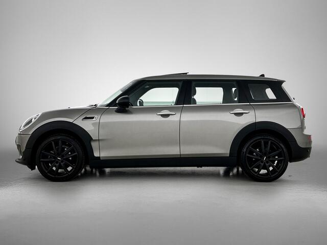 Mini CLUBMAN Mini 1.5 One Business Edition / Airco-ecc / Navigatie / Panorama schuifdak / Leder / Cruise-ctr. / Apk 10-2026