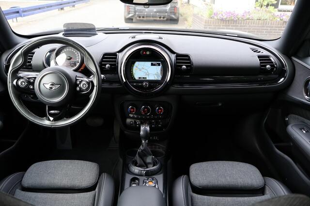 Mini CLUBMAN 2.0 Cooper S Pepper (192pk) HUD/18inch/Keyless/LED/ACC/Sfeerverlichting