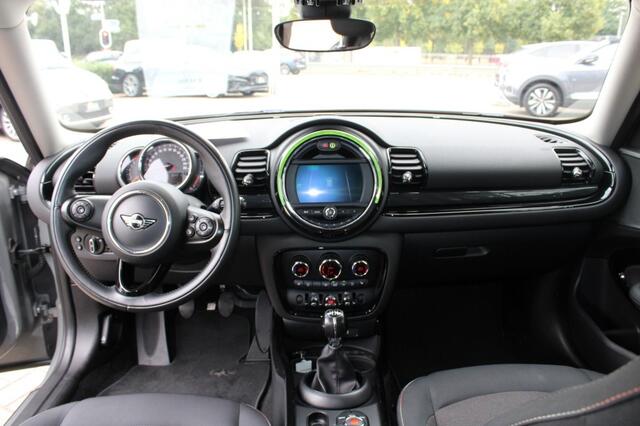 Mini CLUBMAN 1.5 ONE Pepper Serious Buss. Climate Templim. Blackline PDC 17LM