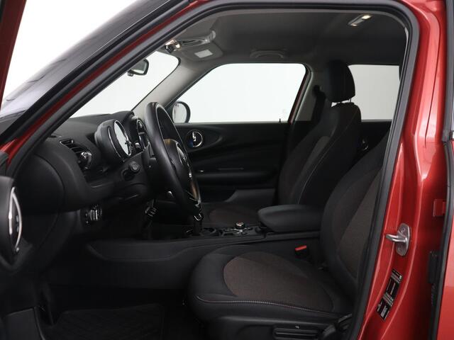 Mini CLUBMAN 1.5 One Salt | Cruise control | Navigatie | Bluetooth | Climate control | NAP 88.741km. | 16" velgen