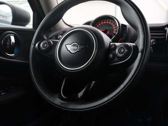 Mini CLUBMAN 1.5 One Salt | Cruise control | Navigatie | Bluetooth | Climate control | NAP 88.741km. | 16" velgen