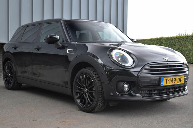 Mini CLUBMAN 1.5 One Aut. | Xenon/LED | Stoelverwarming | Keyless | Navi | DAB | Black Pack