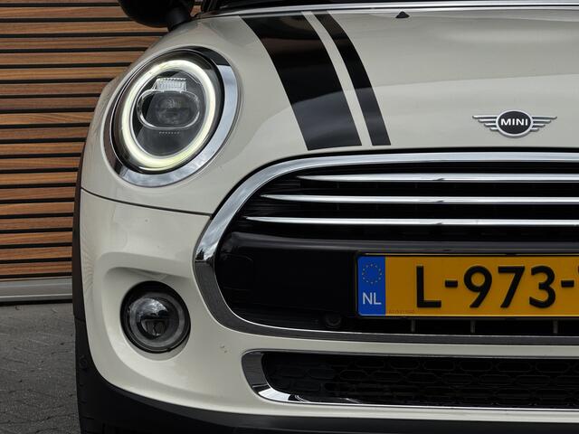 Mini COOPER Mini Cabrio 1.5 Chili Navigatiesysteem / Parkeer assistent / LED achterlichten