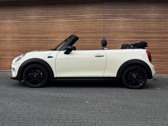 Mini COOPER Mini Cabrio 1.5 Chili Navigatiesysteem / Parkeer assistent / LED achterlichten