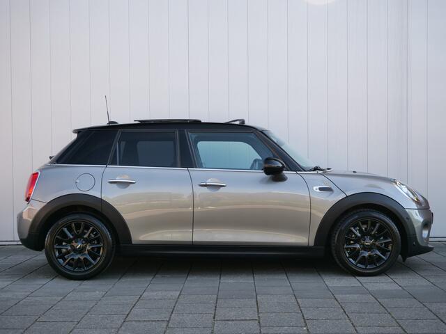 Mini COOPER Mini 1.5 136pk Chili AUTOMAAT Panoramadak / LED-koplampen / Harman-Kardon Soundsystem / Camera